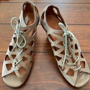 Gentle souls leather heels (sz 7)